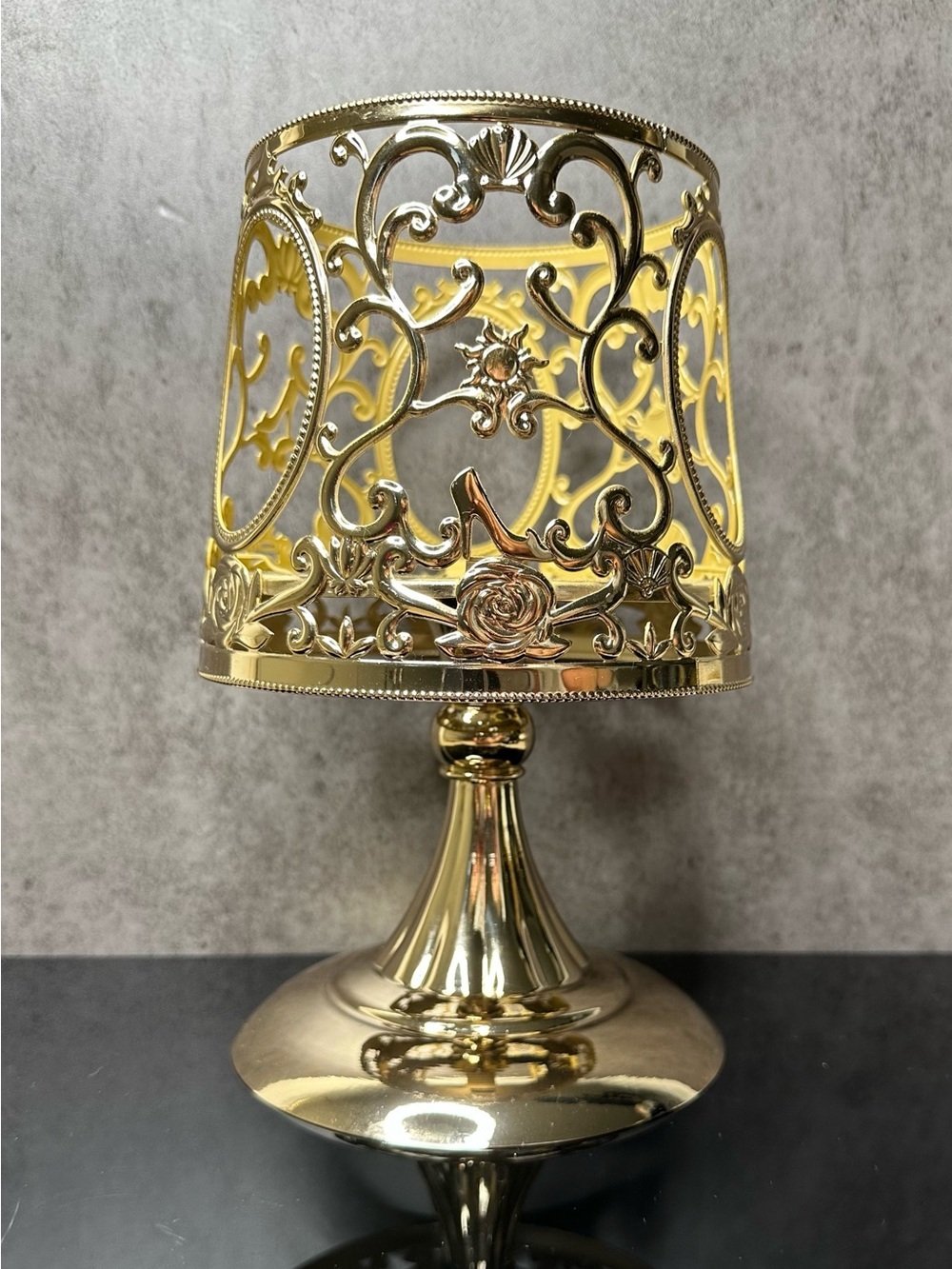 Bath & Body Works Disney Princess Royal Lamp 3-Wick Candle Holder Gold Pedestal